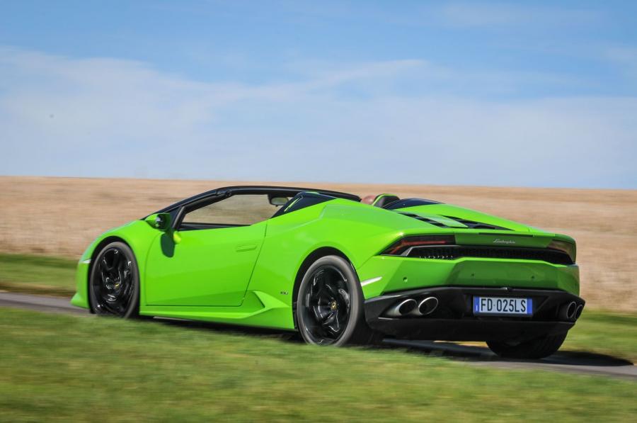  Lamborghini Huracan LP610-4 Spyder 2016 года  (UK) (фото 6 из 10)